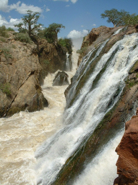 Epupa Wasserf&auml;lle, am Kunene - Grenzfluss zu Angola